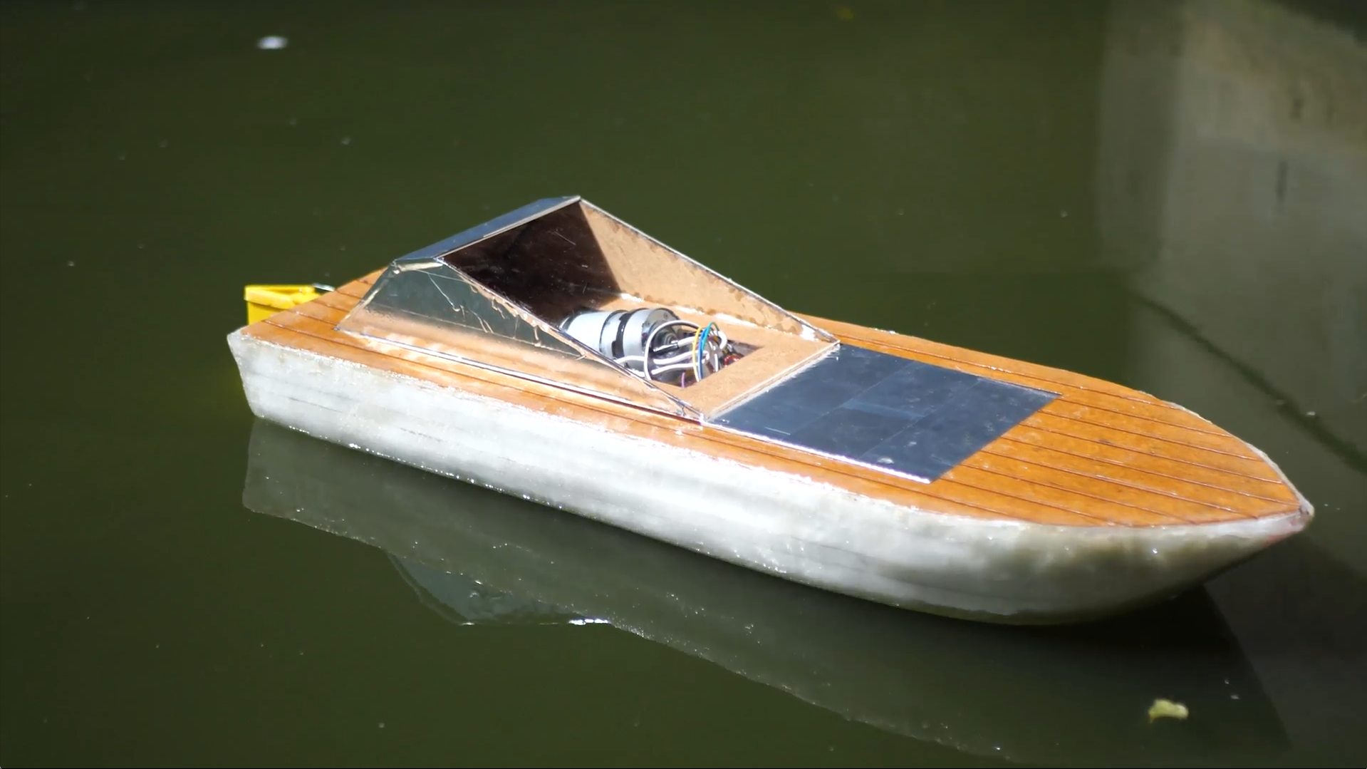 RC boat